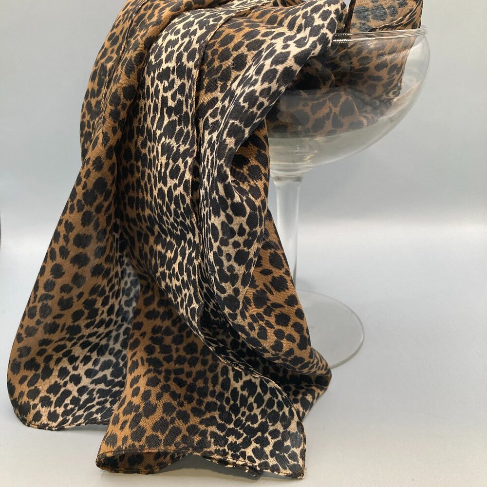 Accessory Street Leopard Print 100% Polyester Scarf Made in Italy Avant Garde